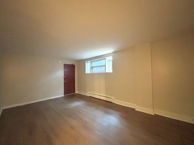 Building Photo - 3729-3731 Oakland - UNIT 6