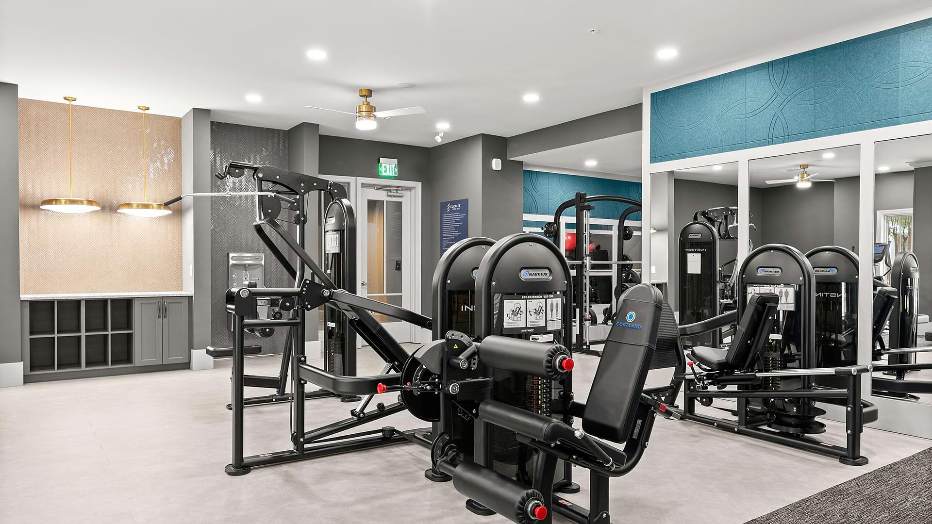 Building Photo - 2420 Peachtree Rd NW