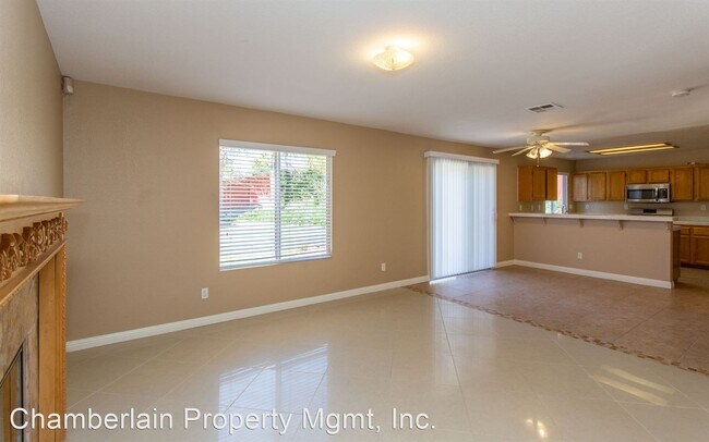 Building Photo - 4 br, 2.5 bath House - 3384 Morning View