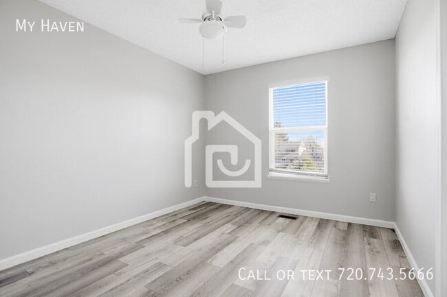 Building Photo - 5812 S Jericho Way