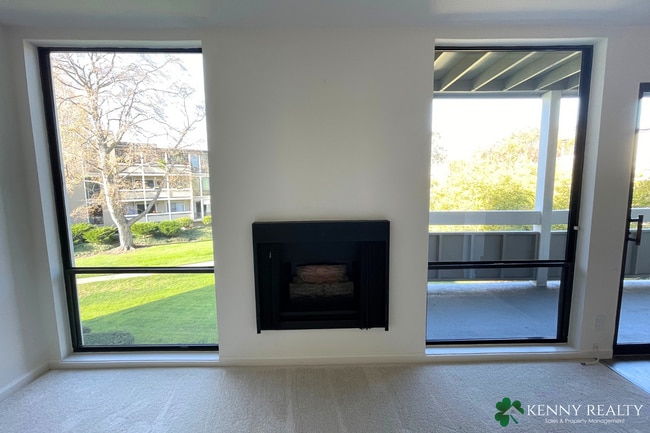 Building Photo - Remodeled 3BR Condo with Large Deck, Park Views & Resort-Style Amenities in Foster City