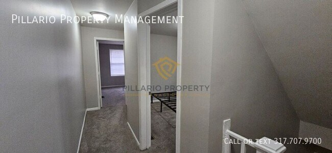 Building Photo - 933 N Dearborn-933