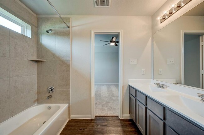 Building Photo - 3030 Orchid Ranch Dr