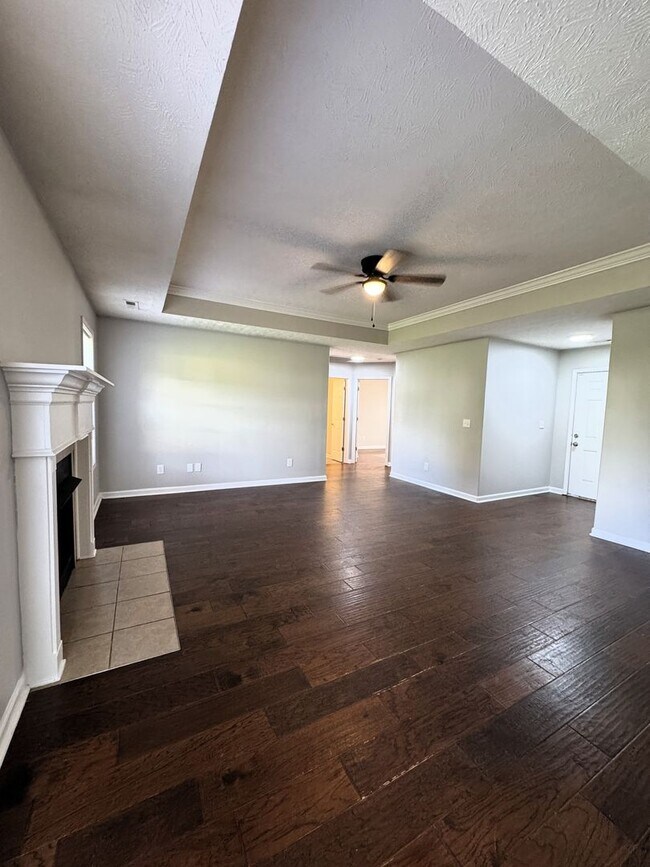 Building Photo - 18304 Upland Trail