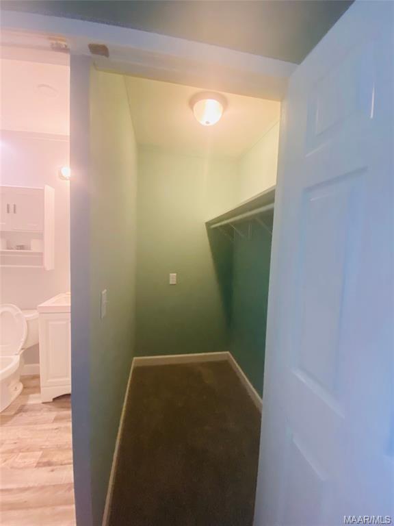 Building Photo - 2048 Midway St