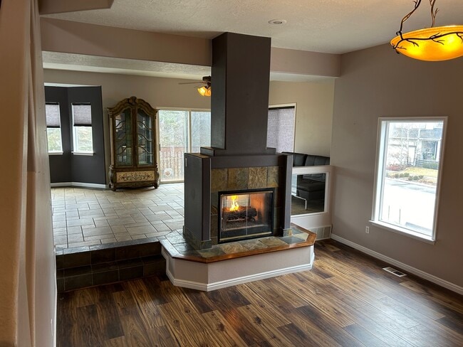 Building Photo - 926 Ibis Way