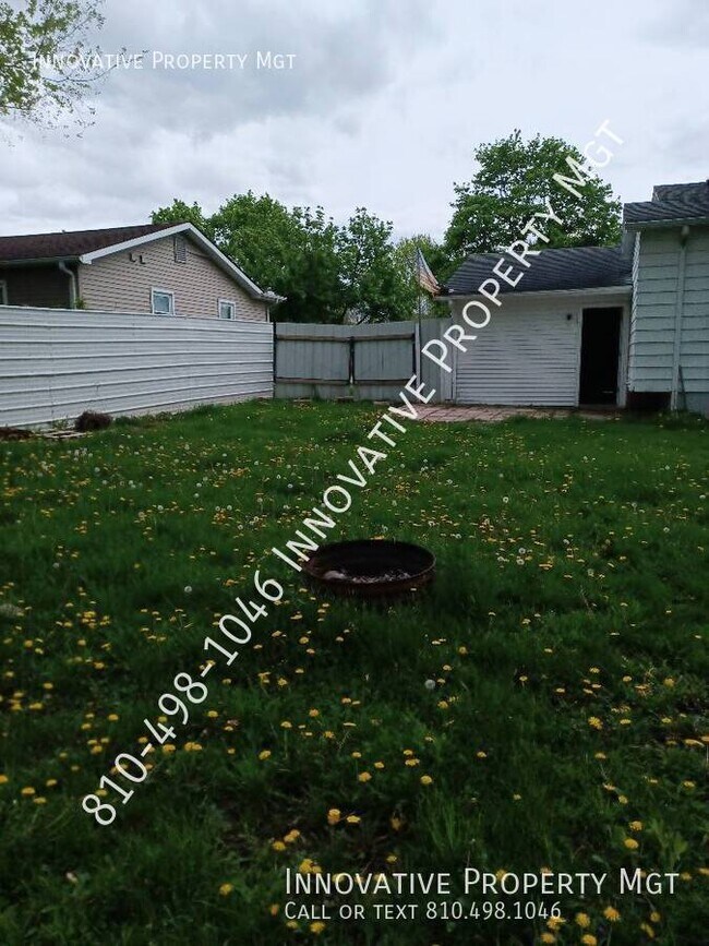Building Photo - 5476 Westchester Dr