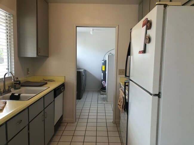 Building Photo - 768 Leisure World
