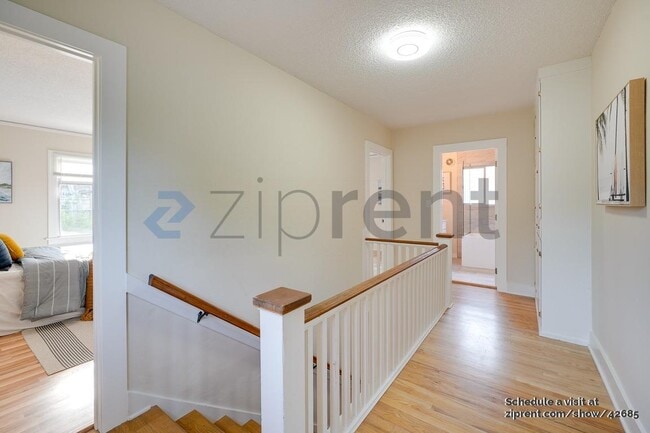 Building Photo - 6541 20th Ave NE