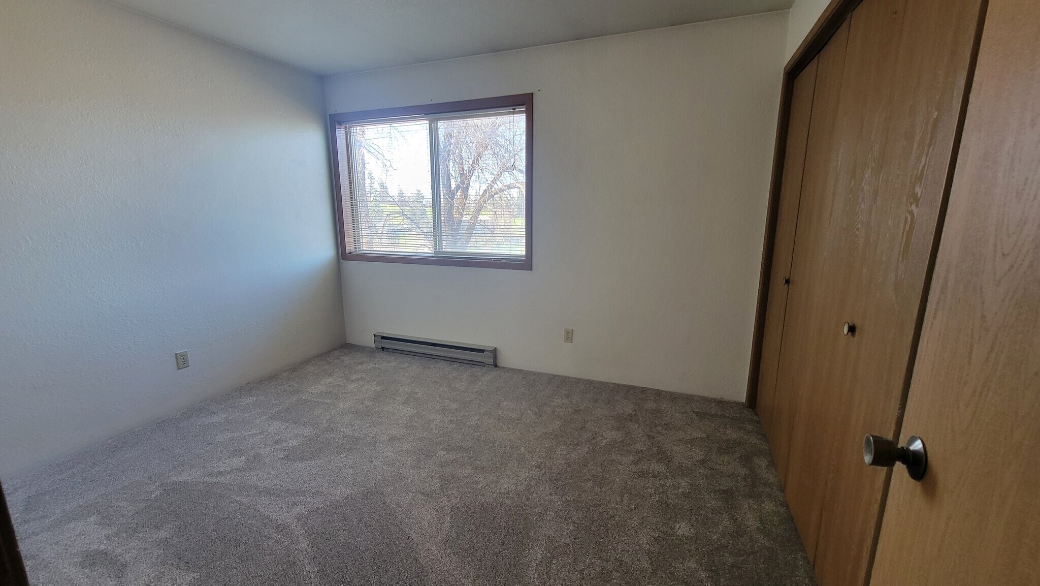 Building Photo - 1330 Linda Ln