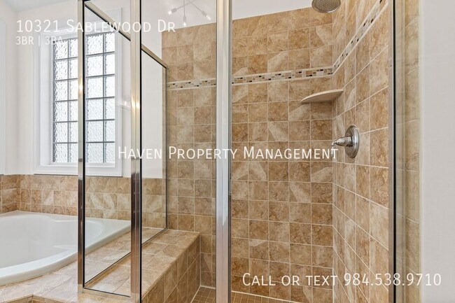 Building Photo - 10321 Sablewood Dr