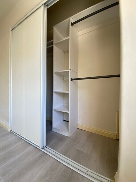 Building Photo - 2721 Montezuma Ave