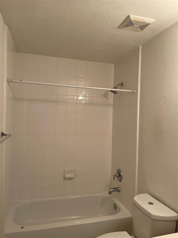 Building Photo - 7418 Parkcraft Dr