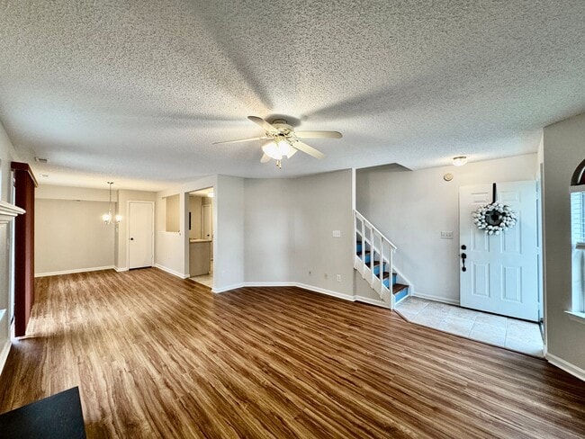 Building Photo - 2-Bedroom Condo Ready NOW! 2 Primary Suite...