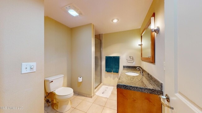 Building Photo - 2060 Beach Blvd