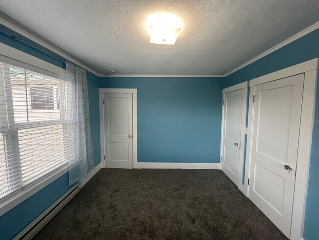 Building Photo - Beautiful views of Mt. Hood!