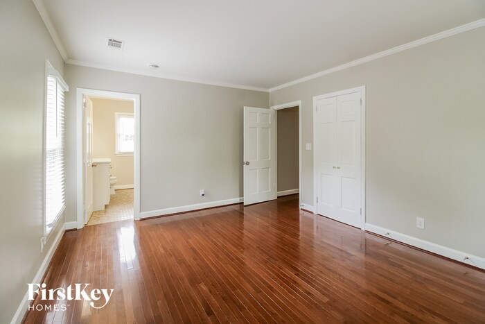 Building Photo - 401 Idlewild Dr