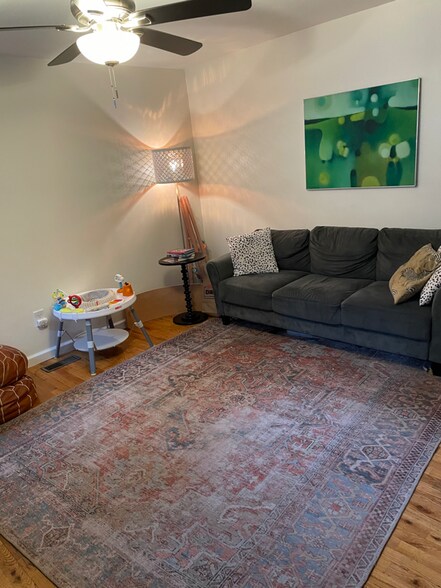 Primary Photo - 714 S 7th St