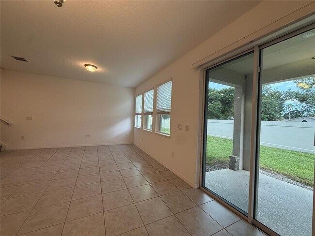 Building Photo - 15097 Willow Arbor Cir