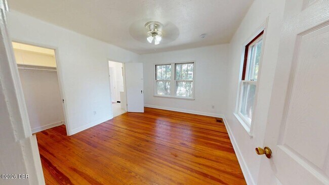 Building Photo - 318 Braddock Ave