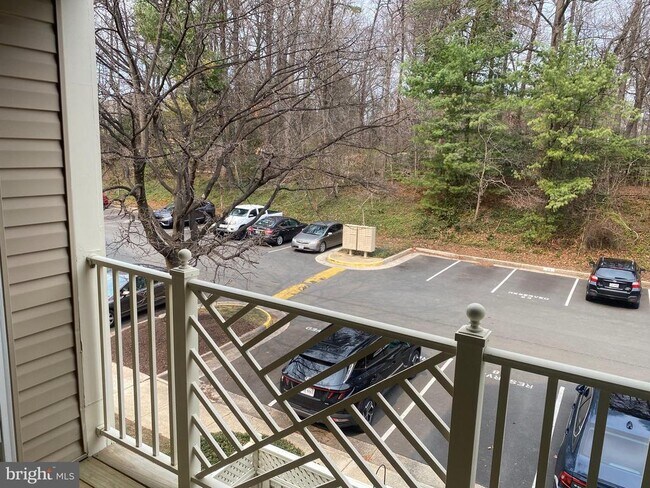 Building Photo - 12233 Fairfield House Dr