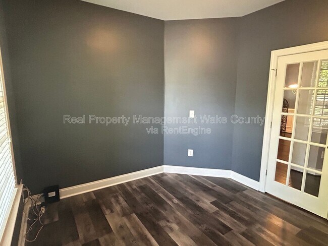 Building Photo - 142 Bexley Way