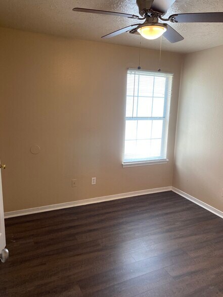 Building Photo - 8130 Jutland Rd