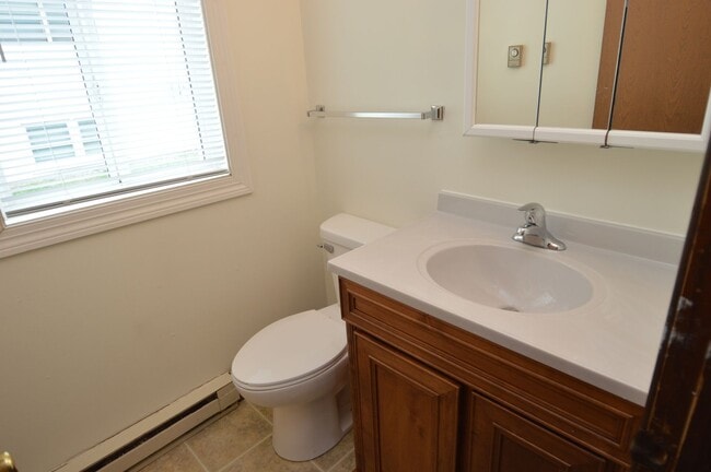 Building Photo - Quiet Side by Side Duplex