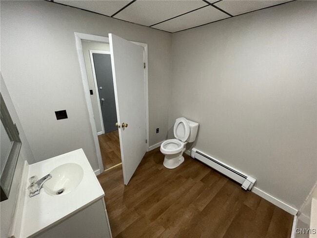 Building Photo - 83 E Main St