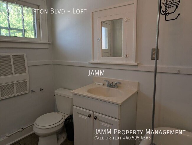Building Photo - 9614 Clifton Blvd