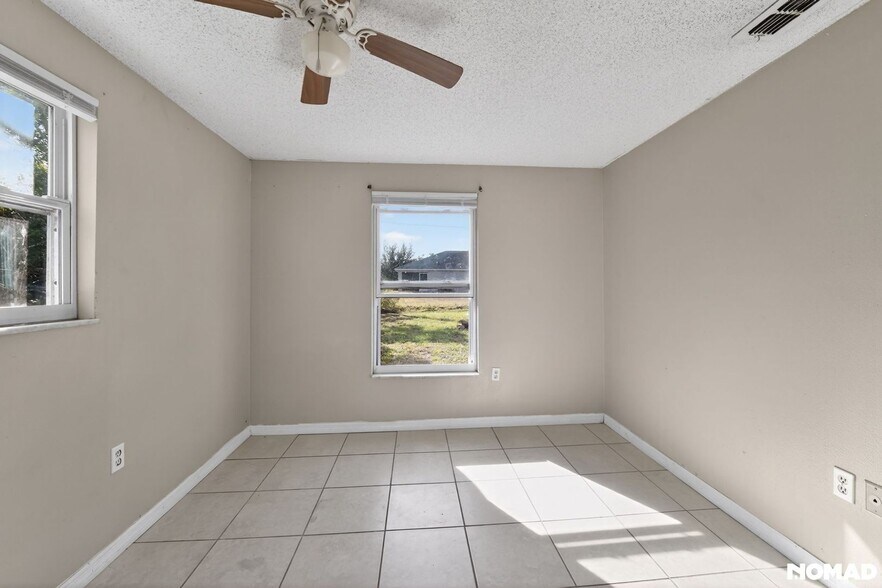 Building Photo - 12255 Van Loon Ave