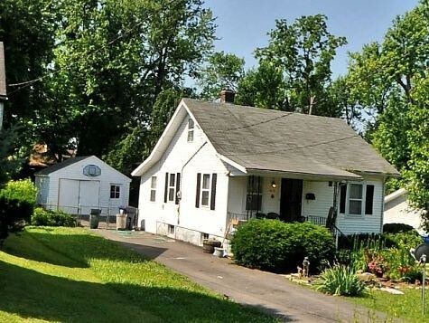 Primary Photo - 3 bedroom in Louisville KY 40216