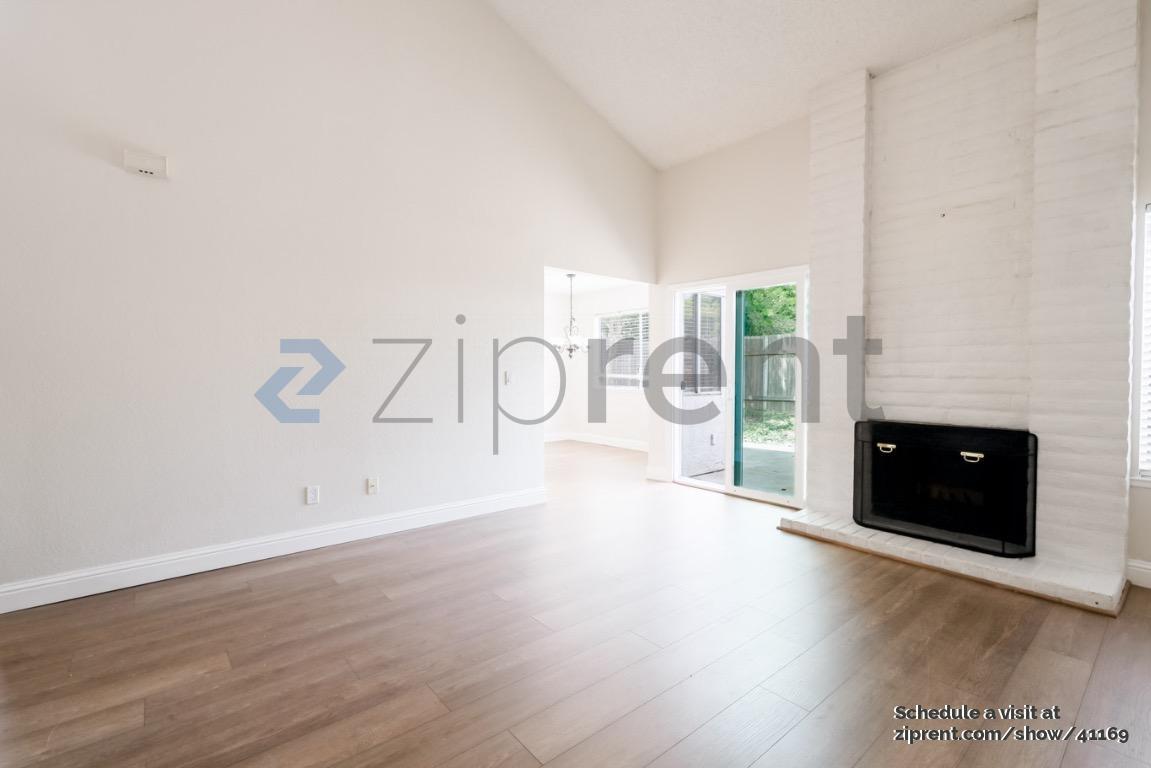 Building Photo - 1243 Andalusia Dr