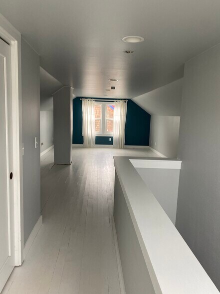 Upstairs Bedroom - 509 Spruce St E