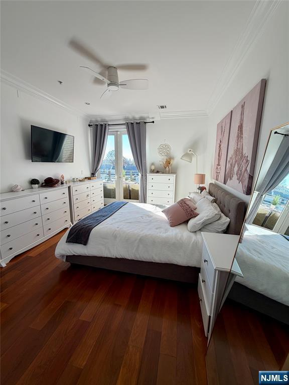 Building Photo - 34-40-40 48th St