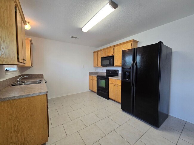 Building Photo - 3906 Kevin Shaw Dr