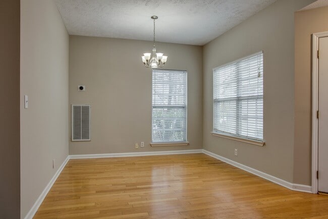 Building Photo - 7027 Penbrook Dr