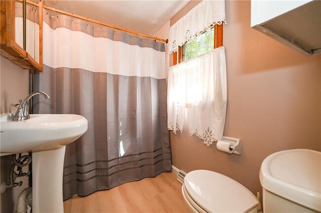 Building Photo - 22 Gleaner Chapel Rd