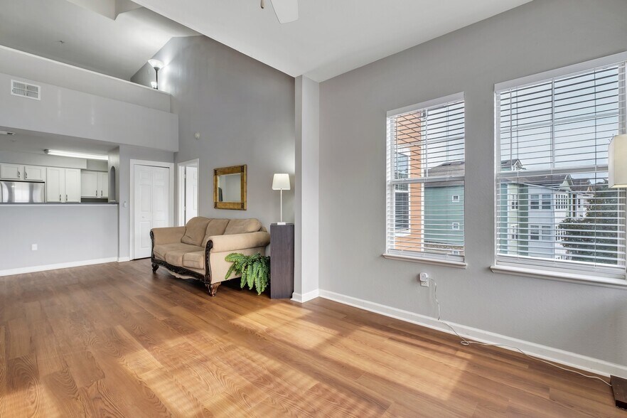 Building Photo - 2801 Chancellorsville Dr