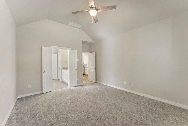 Building Photo - 421 Soapberry Tree Ct