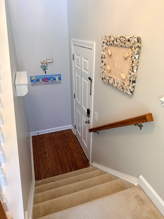 Building Photo - 1371 Hopton Cir