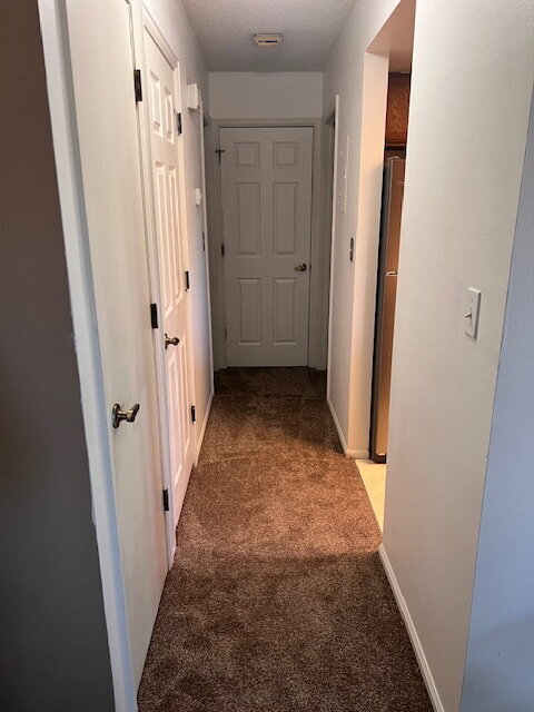 Building Photo - 1 Bedroom / 1 Bathroom Condo! Garage! Washer & Dryer Included! Move In Special!!! $500 off first ...