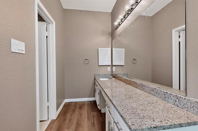 Building Photo - 2305 Jamie Dr