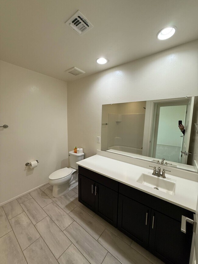 Building Photo - 14260 E Placita Lago Verde