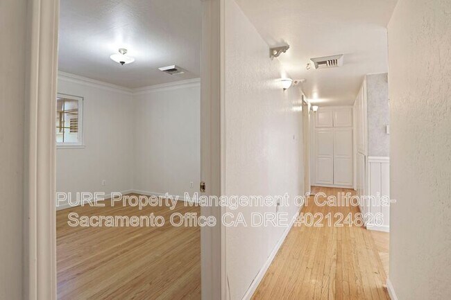 Building Photo - 7777 Uplands Way