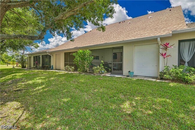 Building Photo - 15080 Riverbend Blvd