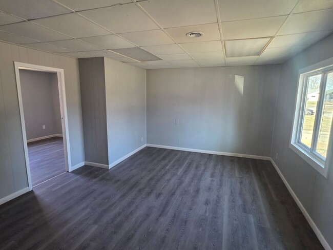 Building Photo - Charming 3-bedroom, 1-bath home in Cahokia!