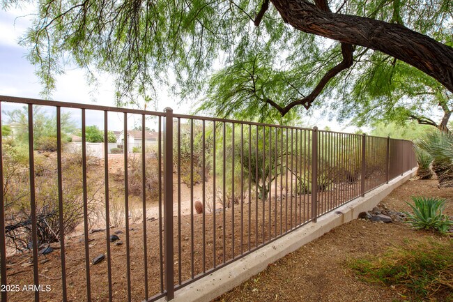 Building Photo - 11923 E Terra Dr
