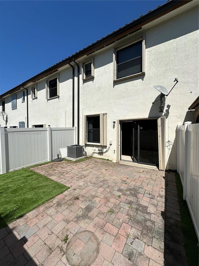 Building Photo - 8938 W 35th Way