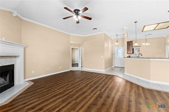 Building Photo - 300 Co Rd 3351